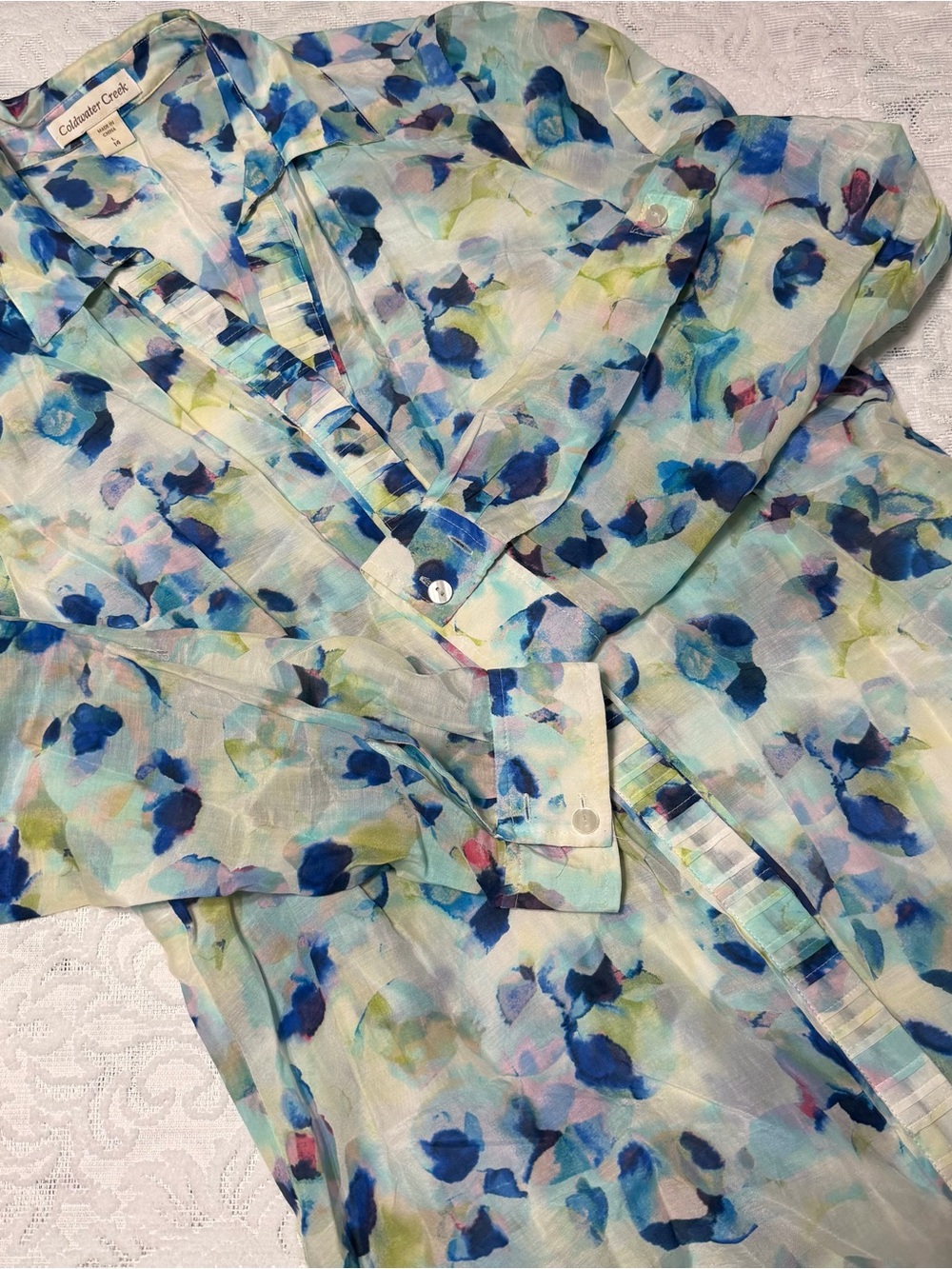 Cotton & Silk Coldwater Creek Sheer Floral Button-Down in Blue and Aqua Large